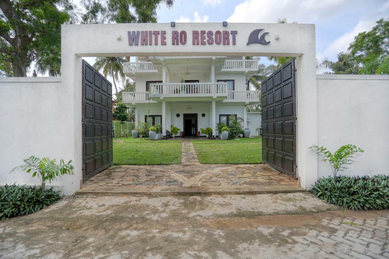 Yoho White Ro Resort Тангалла Экстерьер фото